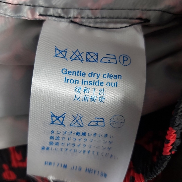 LOUIS VUITTON Red Monogram Jogging Pants In Technical Cotton - Picture 14 of 16